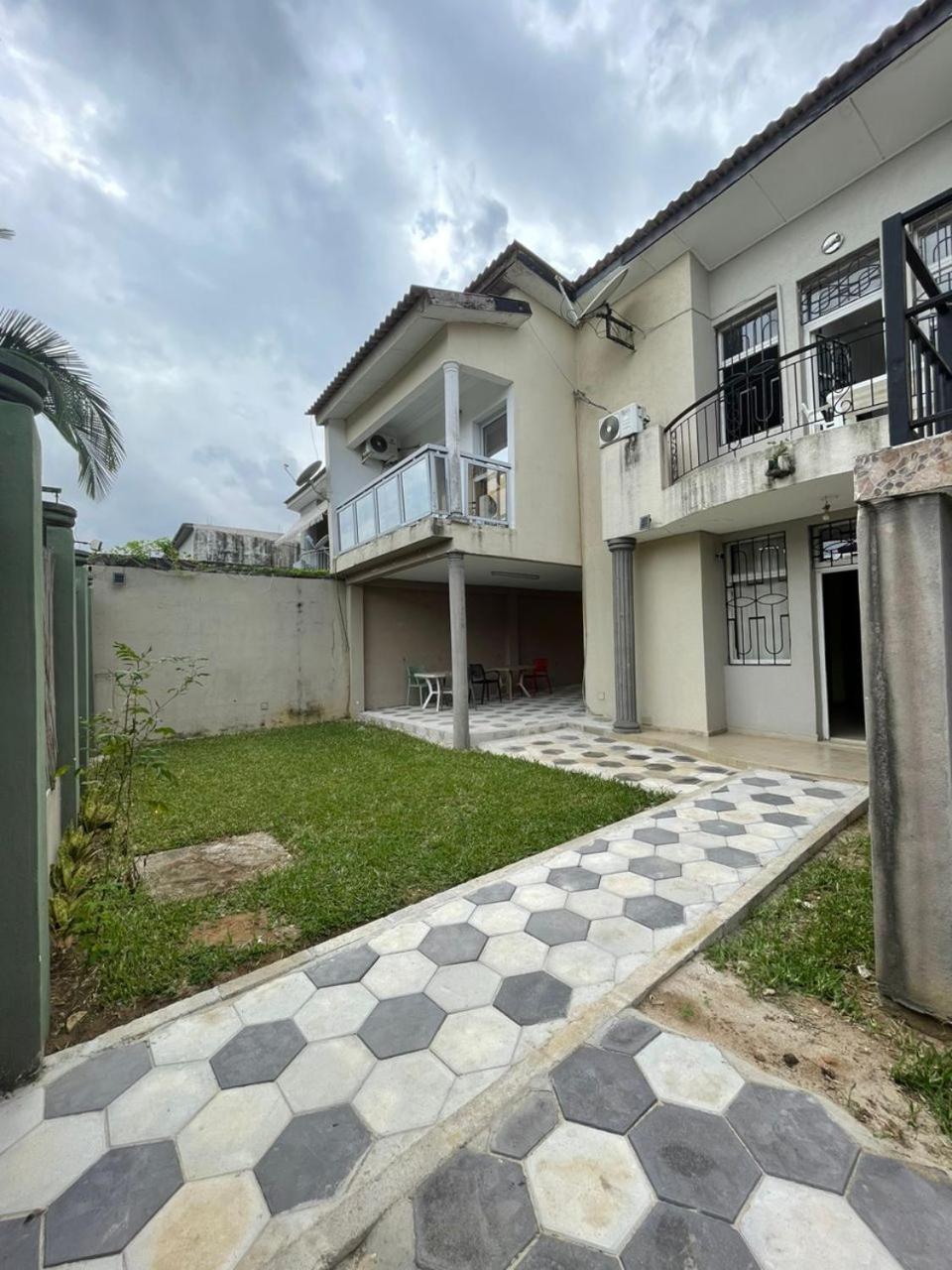 Residences Hotels Sejours Affaires Abidjan Eksteriør billede