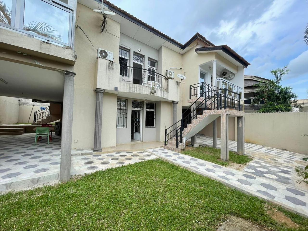 Residences Hotels Sejours Affaires Abidjan Eksteriør billede