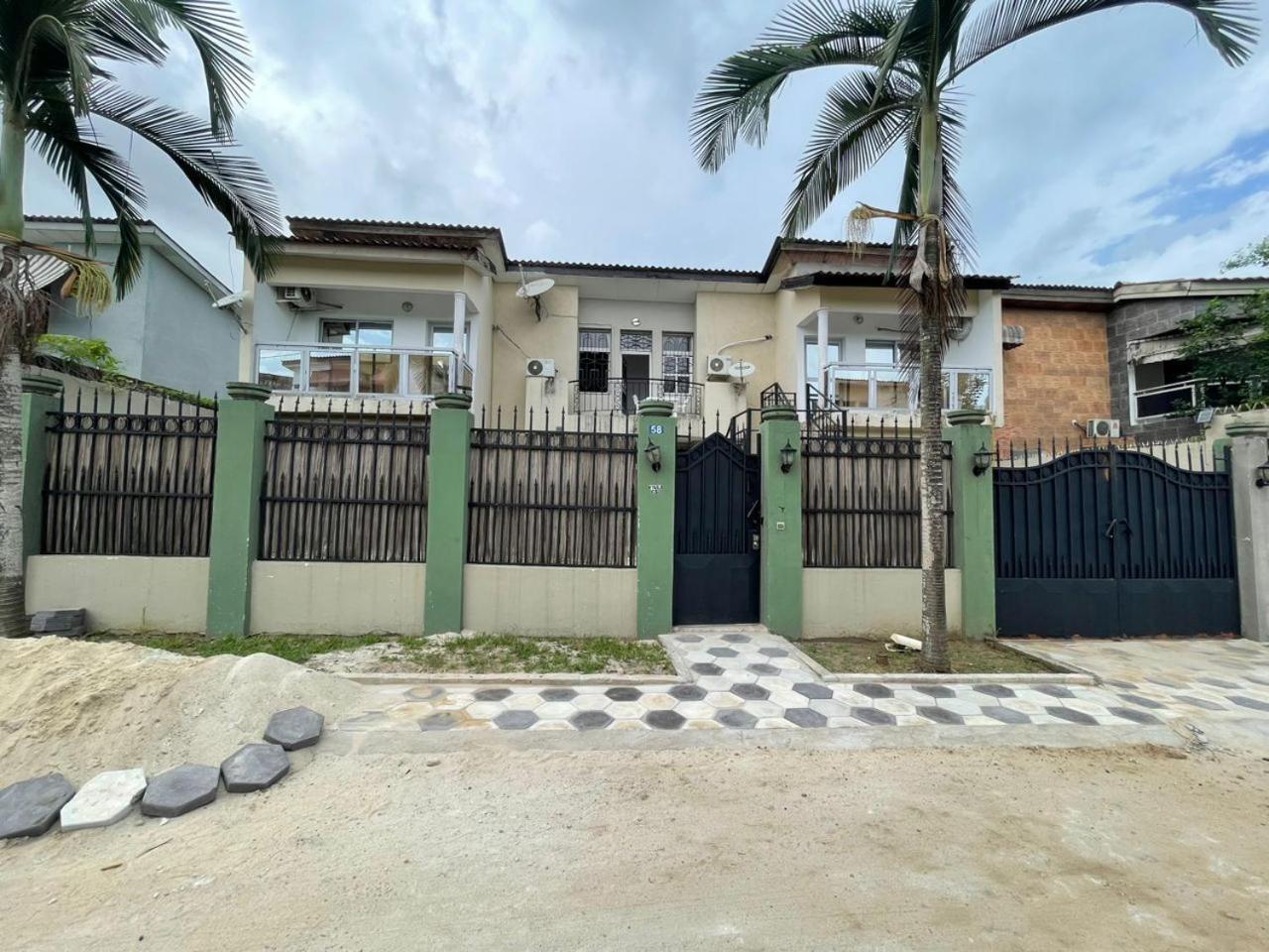 Residences Hotels Sejours Affaires Abidjan Eksteriør billede